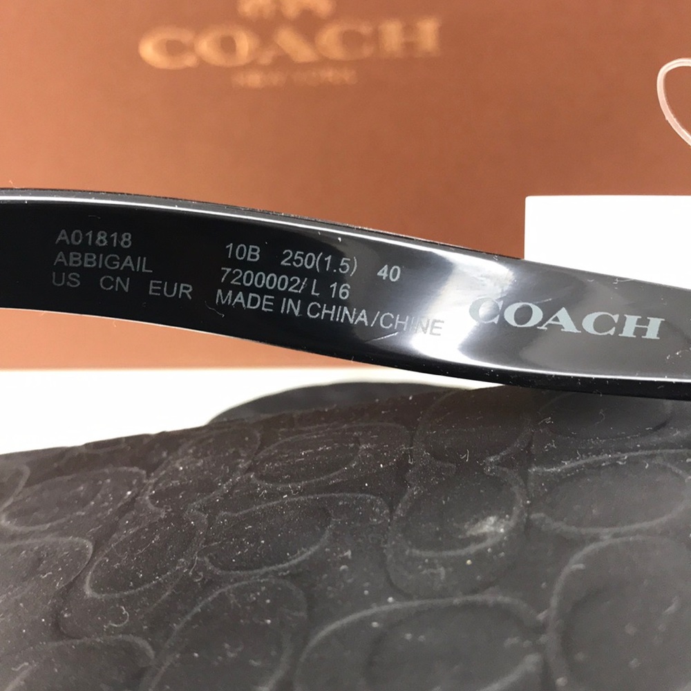 NWT - Coach Black Flip Flop Sandals - Picture 6 of 6